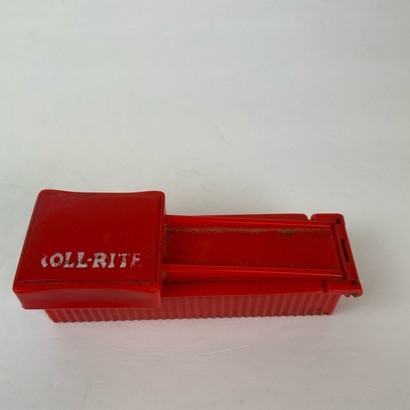 Cigarette Rolling Machine - Picture 1 of 9